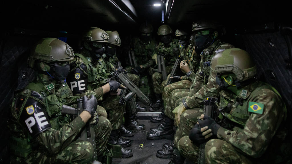 Livres processa Exército por convocar jovem pacifista contra a sua vontade