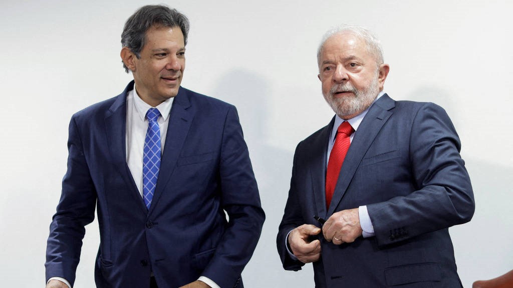 Contradições econômicas do governo atrasam retomada do crescimento