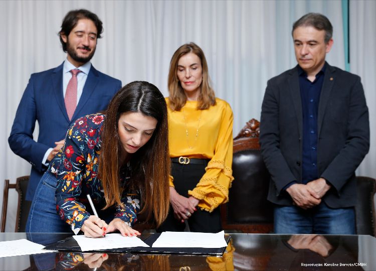 Marcela Trópia lidera projeto inovador de transparência no orçamento da Prefeitura de Belo Horizonte