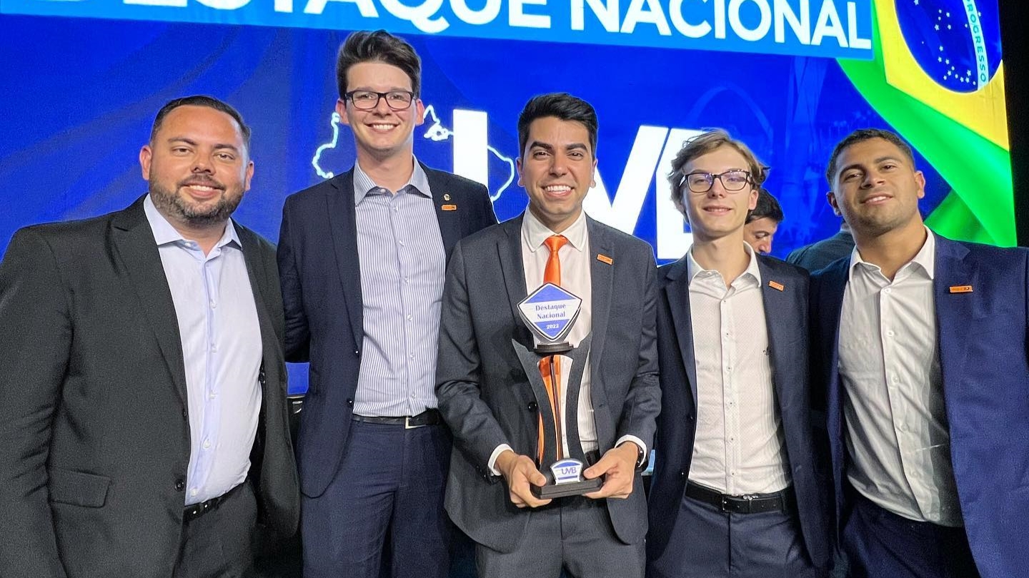 Vereador Cryslan ganha prêmio nacional por projeto Fiscaliza São José