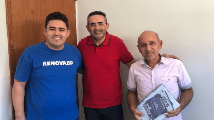 Ricardo Morais apresenta projeto de regularização fundiária à Prefeitura de Santa Luzia/PB