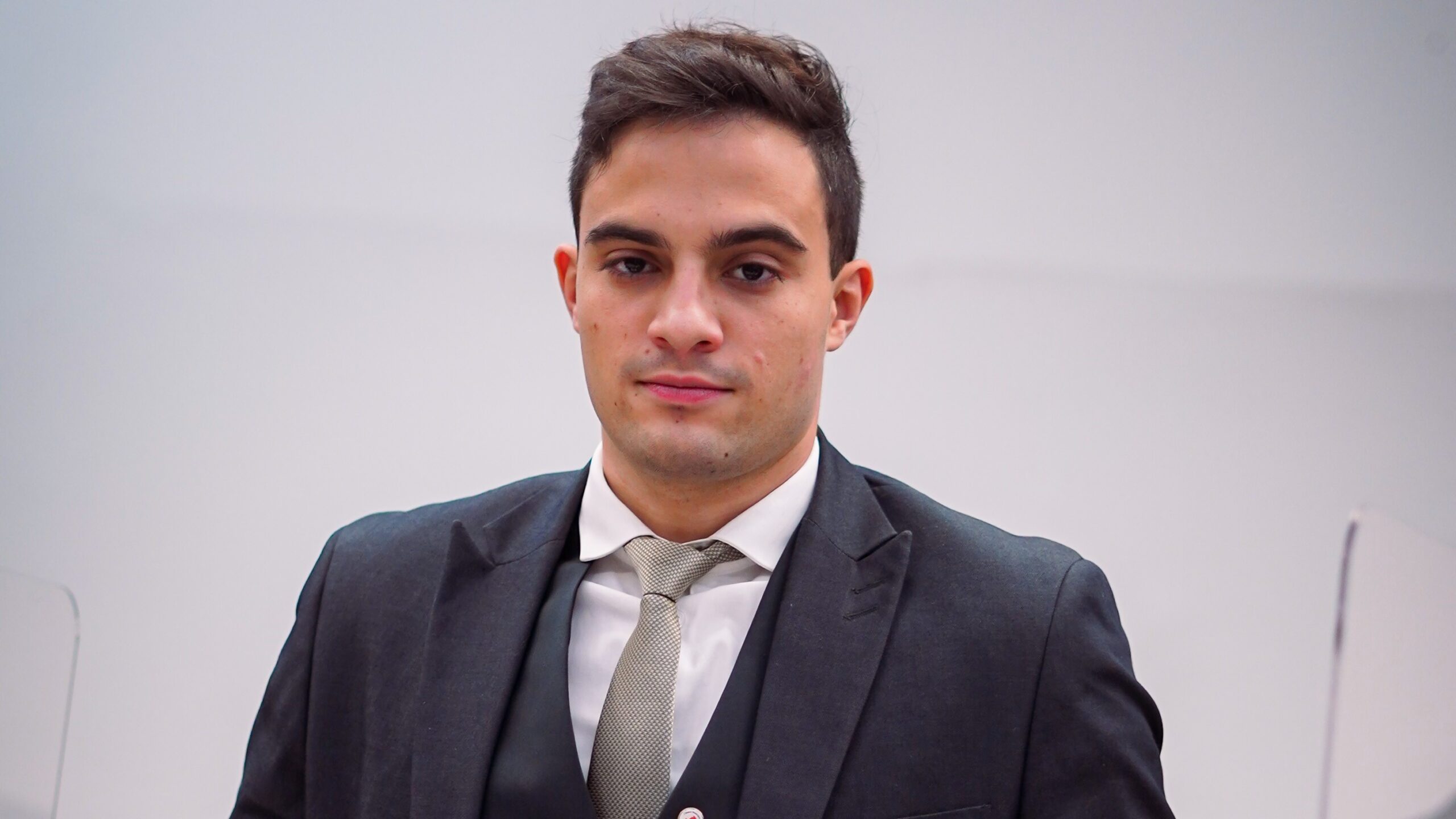 Projeto do Caio Godoi que proíbe a nomeação de condenados para cargos públicos é aprovado na Câmara de Uberaba/MG