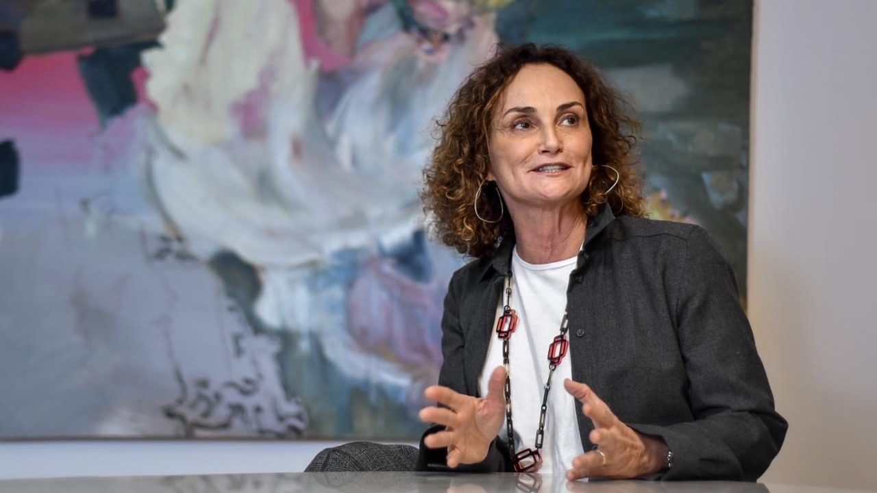 “Não sei como ainda acreditam”, diz Elena Landau sobre Guedes em entrevista ao Correio Brasiliense