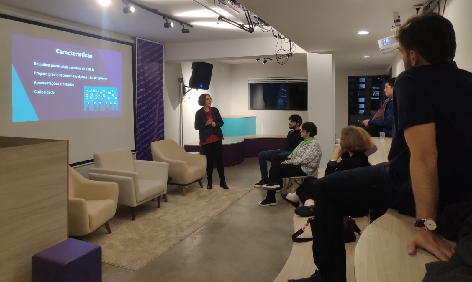 Livres realiza evento sobre Deirdre McCloskey e dá início a formação de grupo de estudos