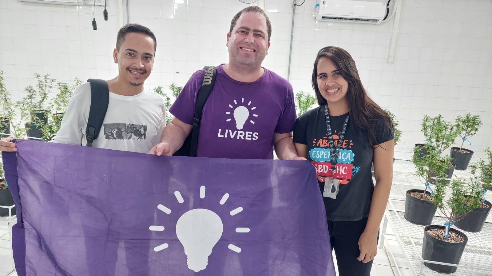 Coordenador do Livres na Paraíba, Geovanne Lima realiza visita à sede da Abrace Esperança