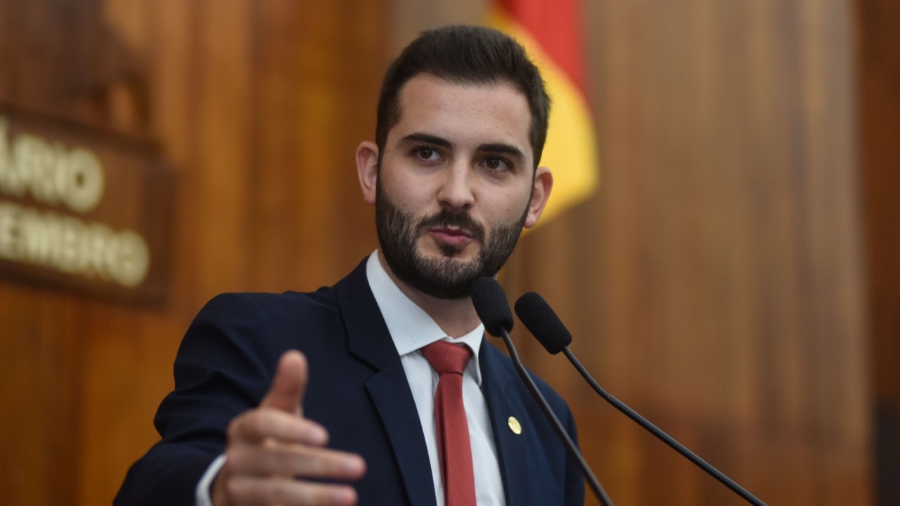 Giuseppe Riesgo se posiciona contra aumento do funcionalismo no RS