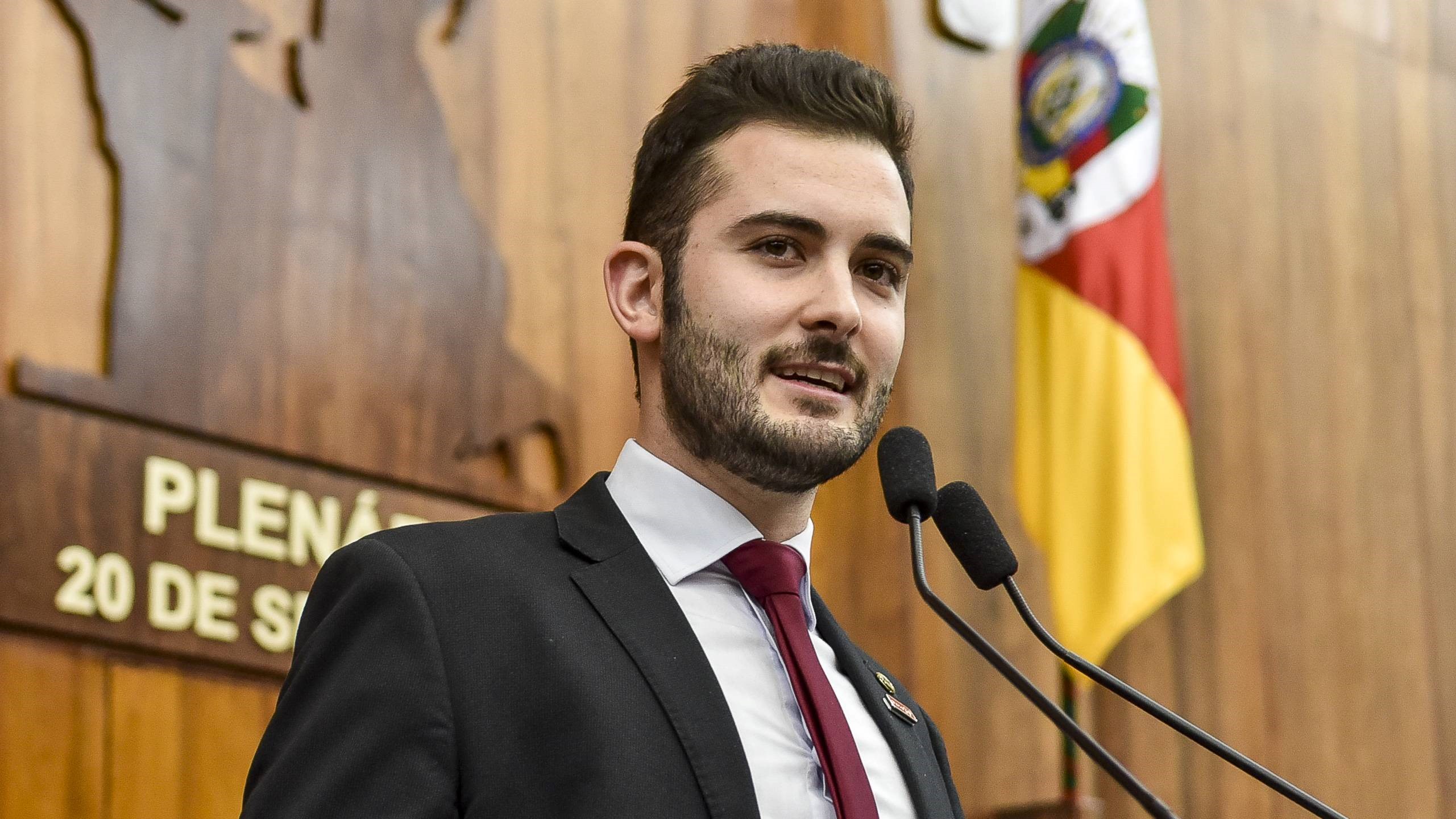 Projeto de Giuseppe Riesgo que extingue mais de 500 leis é aprovado no RS
