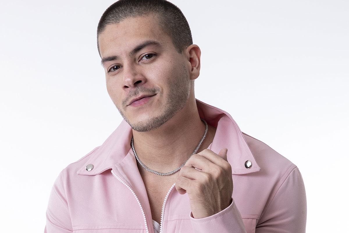 Pais devem ensinar as filhas a serem como Arthur Aguiar