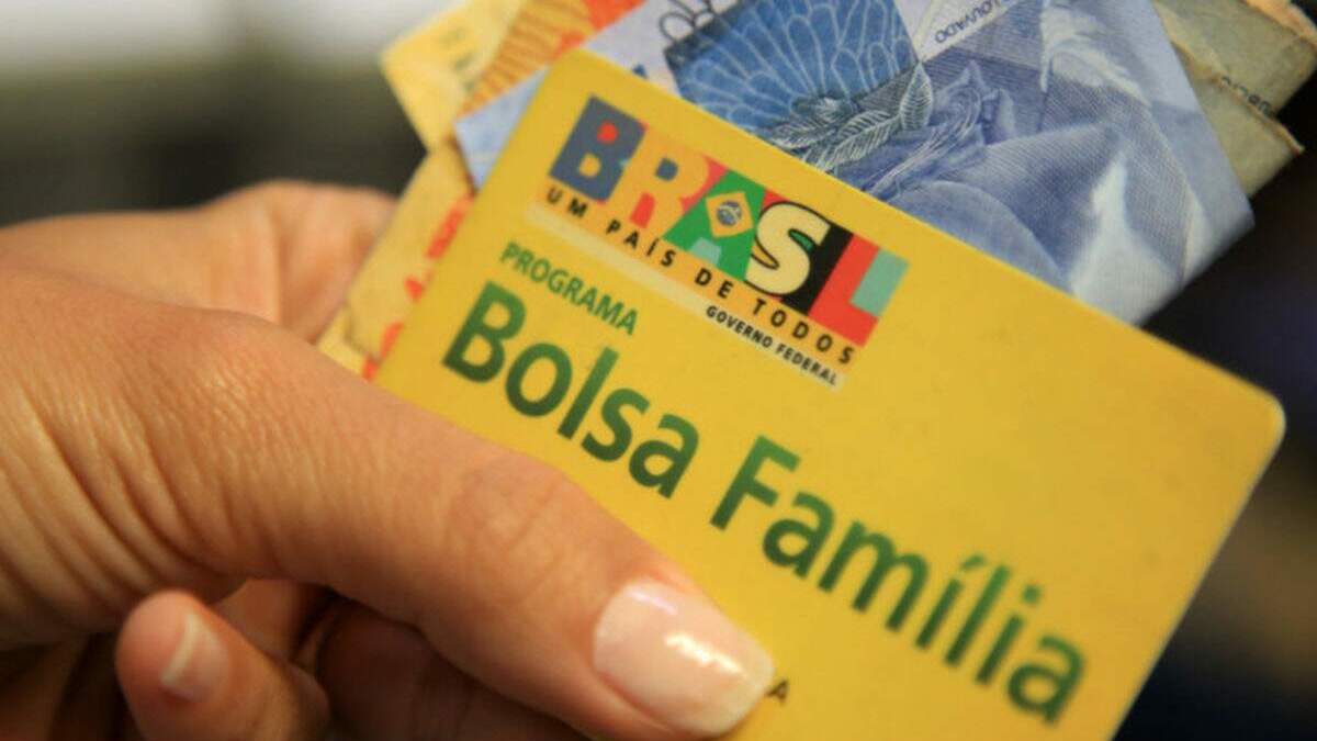 É simplesmente falsa a oposição entre rigor fiscal e políticas sociais