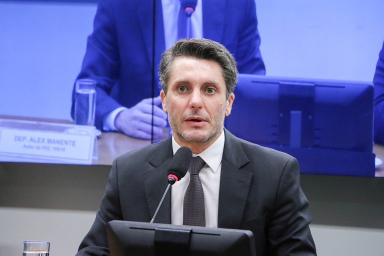 Alex Manente comemora aprovação de projeto que visa a cooperação internacional para combate ao crime organizado