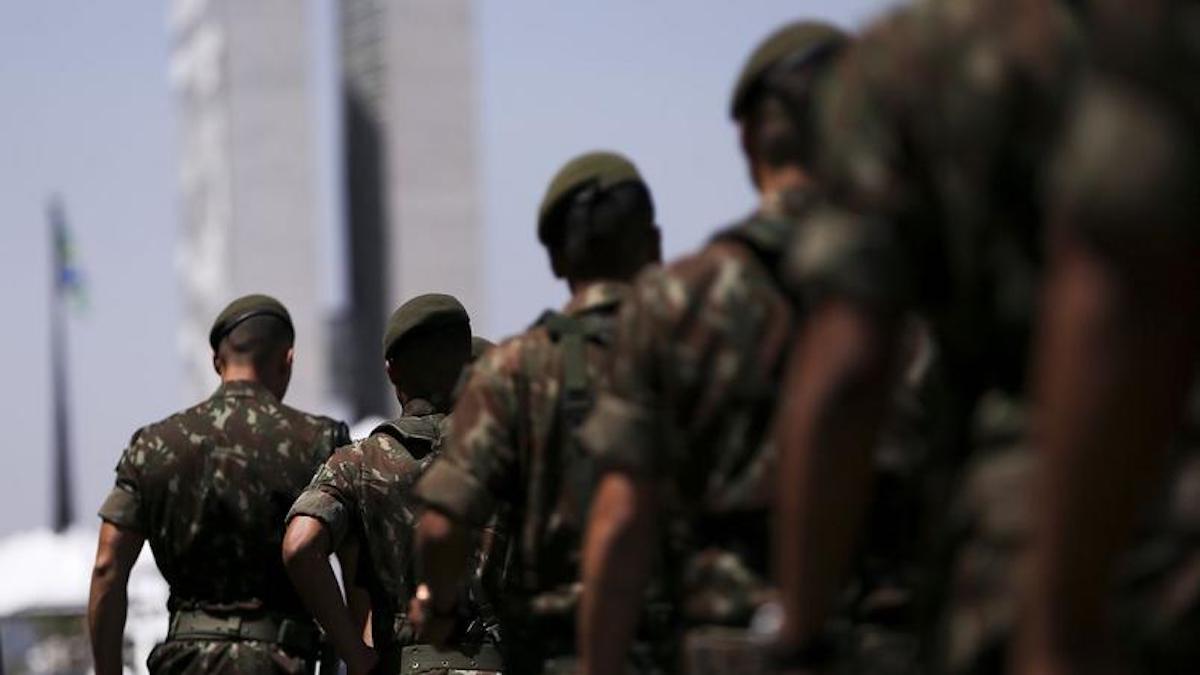 Militares e liberais: aliança fadada ao fracasso