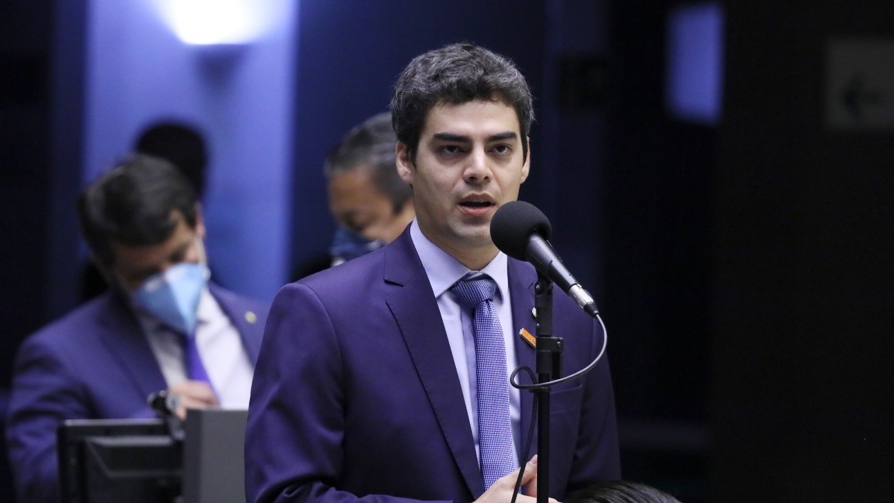 PEC Kamikaze reproduz ciclo do populismo