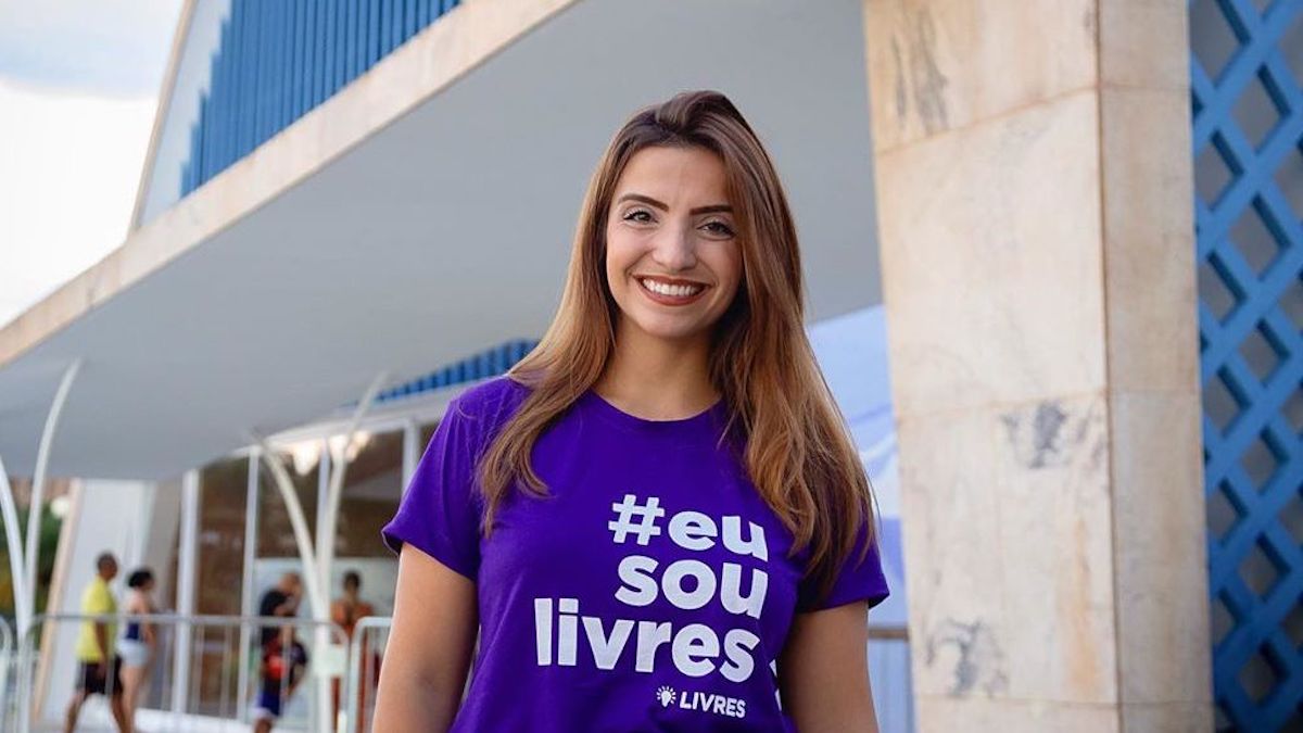 Projeto de Marcela Trópia que institui pagamento de tributos por PIX é aprovado em BH